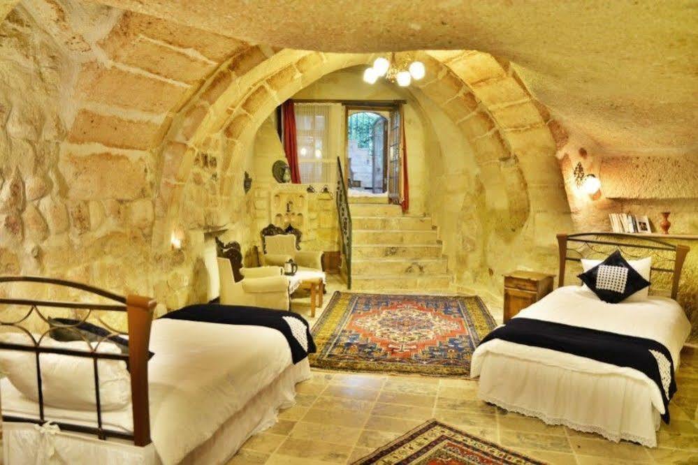 Heaven Cave House - Razziya Evi Bed & Breakfast Ürgüp Dış mekan fotoğraf